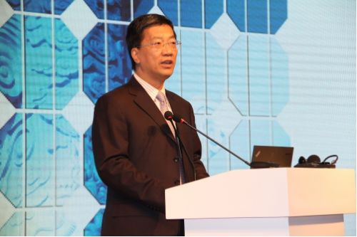 工信部:引導和推動光伏企業(yè)自愿開展兼并重組