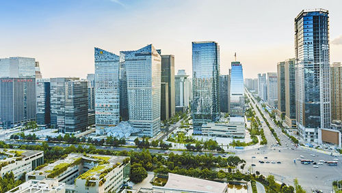 成都高新區(qū)集中開(kāi)工12個(gè)高端制造業(yè)項(xiàng)目