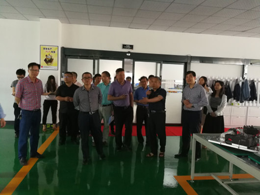 我院課題組赴漣源市開展《婁底資源型城市轉型升級,深化供給側結構性改革》課題調研