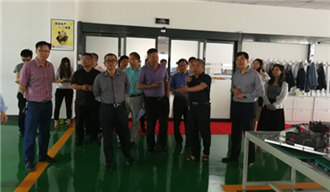 我院課題組赴漣源市開展《婁底資源型城市轉(zhuǎn)型升級，深化供給側(cè)結(jié)構(gòu)性改革》