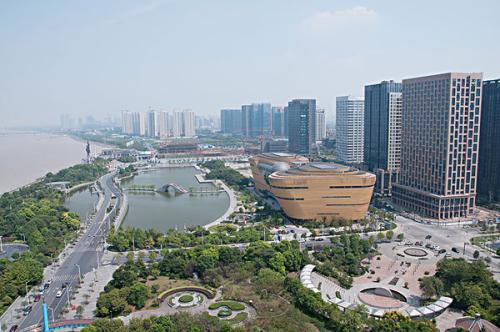 杭州高新區（濱江）加速駛入產業“新藍?！? /></a>
          <h3><a href=