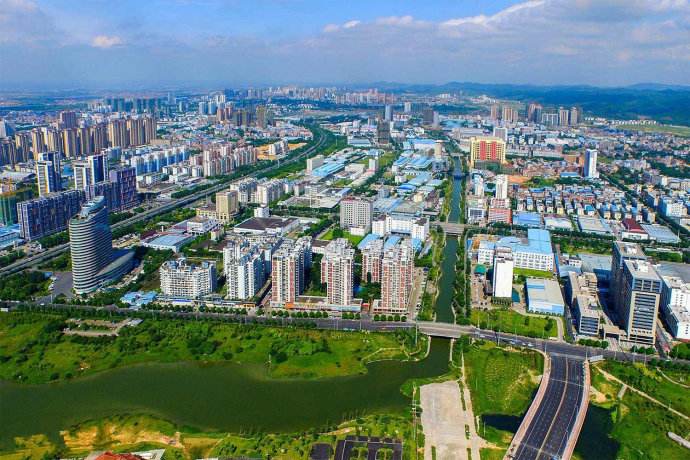 南寧高新區2019年年度工作會議召開 立志把高新區打造成全國一流高新園區