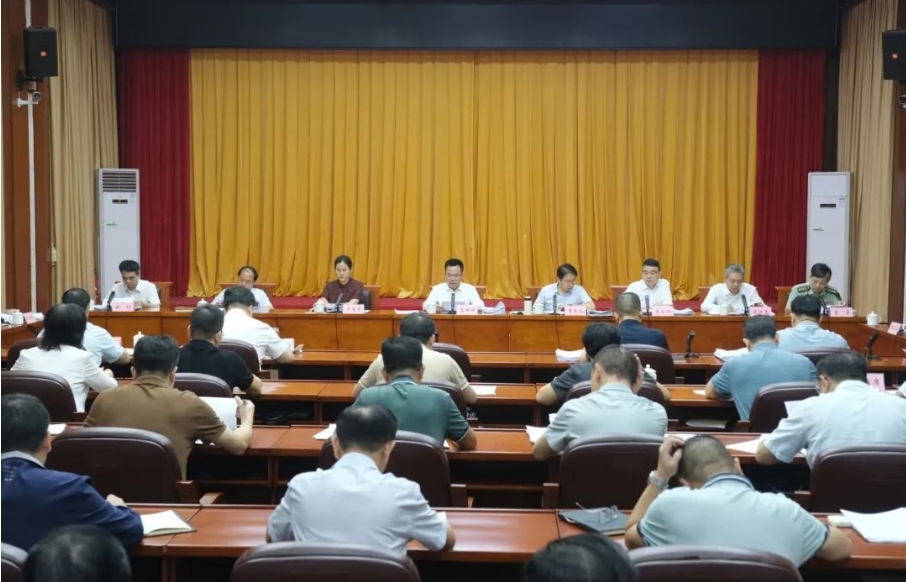 百色市召開(kāi)創(chuàng)建國(guó)家高新區(qū)規(guī)劃專題研究會(huì)